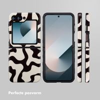 Selencia Vivid Backcover Samsung Galaxy Z Flip 6 / Flip 7 FE - Art Wave Black