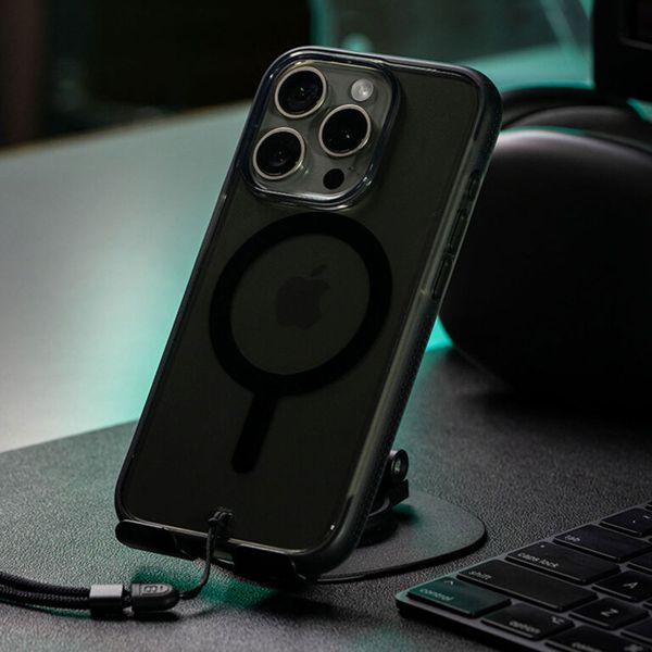 BodyGuardz Ace Pro MagSafe Backcover Apple iPhone 16 Pro Max - Smoke / Black