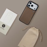 Selencia Riva Backcover met Pashouder Apple iPhone 17 Pro - Mocha Brown
