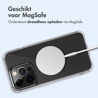 imoshion Protective Backcover met MagSafe iPhone 15 Pro - Transparant