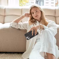 Selencia Sabi Backcover Panterprint met MagSafe Apple iPhone 15 Pro Max - Midnight Black