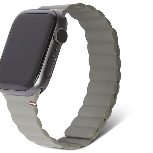 Decoded Silicone Magnetic Traction Strap Lite Apple Watch Series 1-9 / SE - 38/40/41 mm / Series 10 - 42 mm - Olive