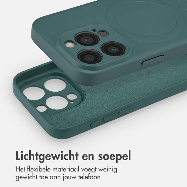 imoshion Color Backcover met MagSafe Apple iPhone 15 Pro - Donkergroen