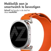 Accezz Nylon Alpine bandje Samsung Galaxy Watch 9 (40/44mm) / Watch 8 (40/44mm) / Classic (46mm) - Oranje