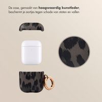 Selencia Sabi Case met panterprint  Apple Airpods 1 / 2 - Midnight Black