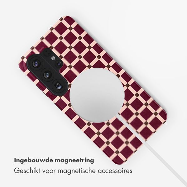 Selencia Vivid Backcover met MagSafe Samsung Galaxy S26 Ultra - Check This Burgundy