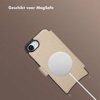 Selencia Riva Bookcase met MagSafe en Koord Apple iPhone 17e / 16e - Beige