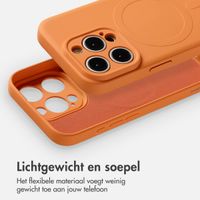 imoshion Color Backcover met MagSafe Apple iPhone 15 Pro - Neon Orange