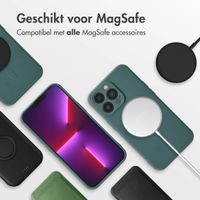 imoshion Color Backcover met MagSafe iPhone 13 Pro - Donkergroen