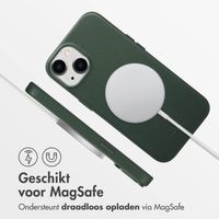 Accezz MagSafe Leather Backcover Apple iPhone 14 - Cedar Green