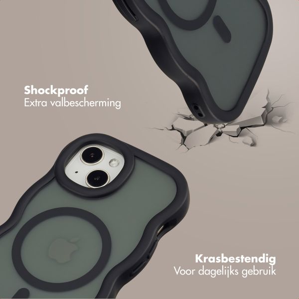 Selencia Wavy Backcover met MagSafe Apple iPhone 14 / 13 - Zwart