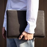 Accezz Leather Laptop hoes MacBook 16 inch - Laptopsleeve - Zwart