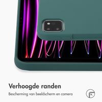 Accezz Liquid Silicone Backcover met penhouder Apple iPad Pro 11 (2022 / 2021 / 2020 / 2018) - Donkergroen