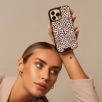 Burga Elite Gold Backcover Apple iPhone 15 Pro Max - Almond Latte