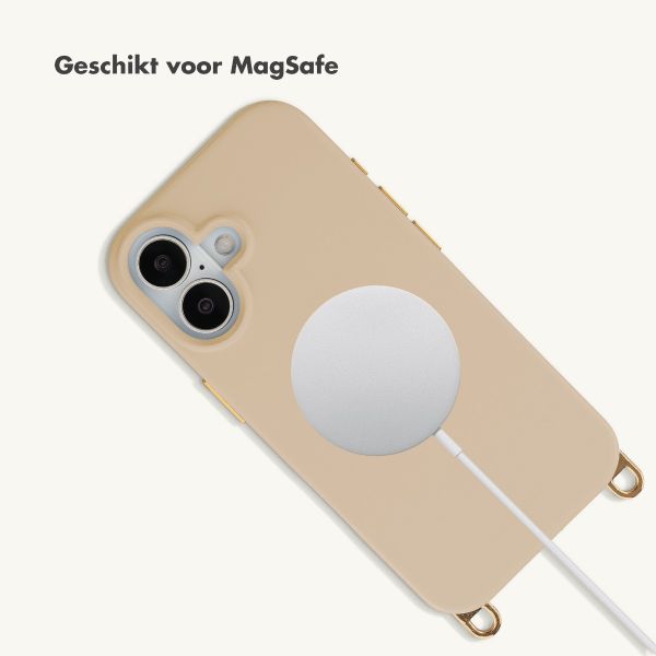 Selencia Rivièra MagSafe Backcover met afneembare haakjes voor de Apple iPhone 16 - Milky Latte + Lova Polskoord - Mocha Brown