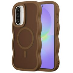 Selencia Wavy Backcover met MagSafe Samsung Galaxy A36 / A56 - Mocha Brown