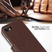 Selencia Genuine Leather Book Case Apple iPhone SE (2022 / 2020) / 8 / 7 / 6(s) - Brown