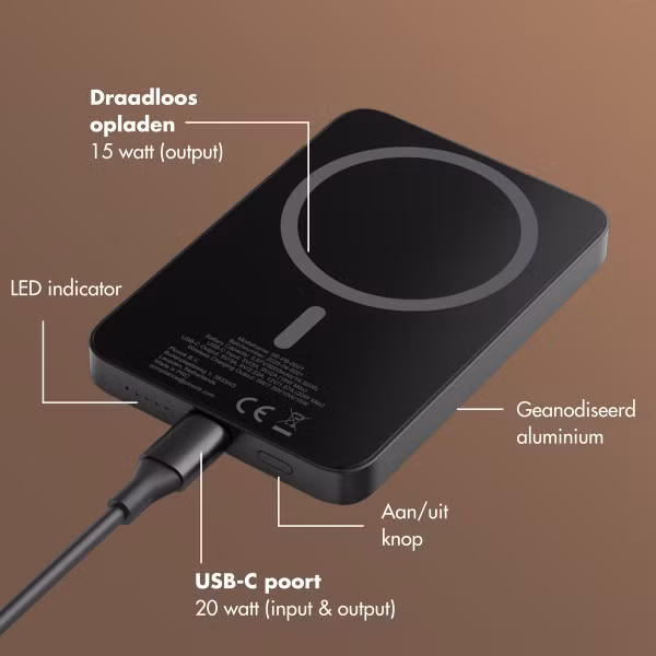 Selencia Vivid MagSafe Powerbank 5.000 mAh - Draadloze Powerbank - MagSafe en Qi2 - Black / Wild Leo