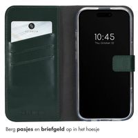 Selencia Echt Leren Bookcase Apple iPhone 16 - Groen