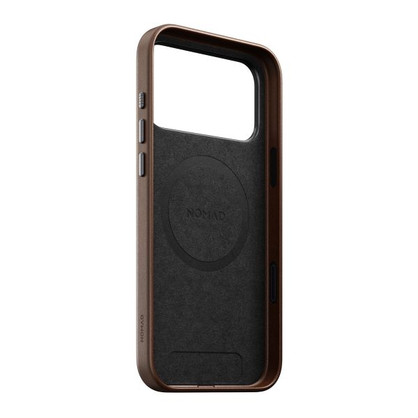 Nomad Traditional Leather Backcover met MagSafe Apple iPhone 17 Pro Max - Bruin