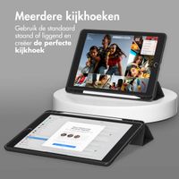 Accezz Smart Silicone Bookcase Apple iPad 6 (2018) 9.7 inch / iPad 5 (2017) 9.7 inch - Zwart