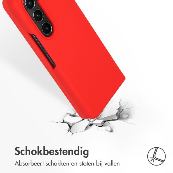 Accezz Liquid Silicone Backcover Samsung Galaxy Z Fold 5 - Rood