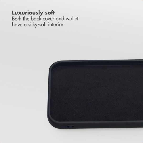 Selencia Olyn Detachable Bookcase with MagSafe Apple iPhone 15 - Black