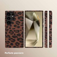 Selencia Sabi Backcover Panterprint met MagSafe Samsung Galaxy S24 Ultra - Mocha Brown