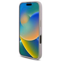 Guess 4G Metal Logo Backcover Apple iPhone 16 - Roze