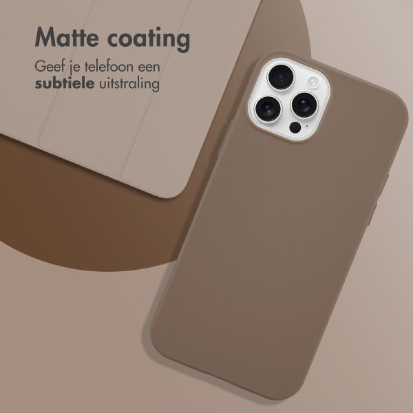 imoshion Color Backcover Apple iPhone 12 (Pro) - Bruin