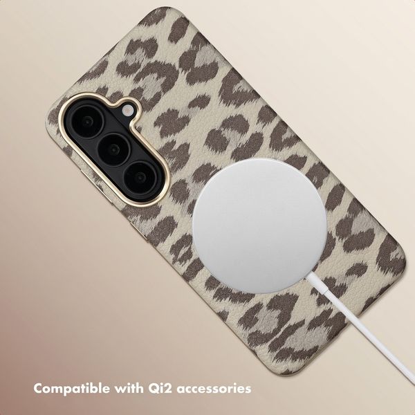 Selencia Sabi Back Cover Panther Print with MagSafe Samsung Galaxy S26 - Soft Ivory