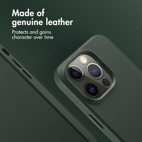 Accezz Leather Back Cover with MagSafe Apple iPhone 14 Pro - Cedar Green