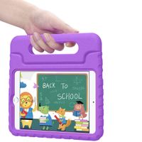 imoshion Kidsproof Backcover met handvat iPad Air 5 (2022) / Air 4 (2020) - Paars