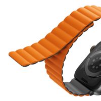 Uniq Revix dubbelzijdig bandje Apple Watch Series 1 t/m 11 / SE / Ultra (44/45/46/49 mm) - Charcoal (Grey/Orange)