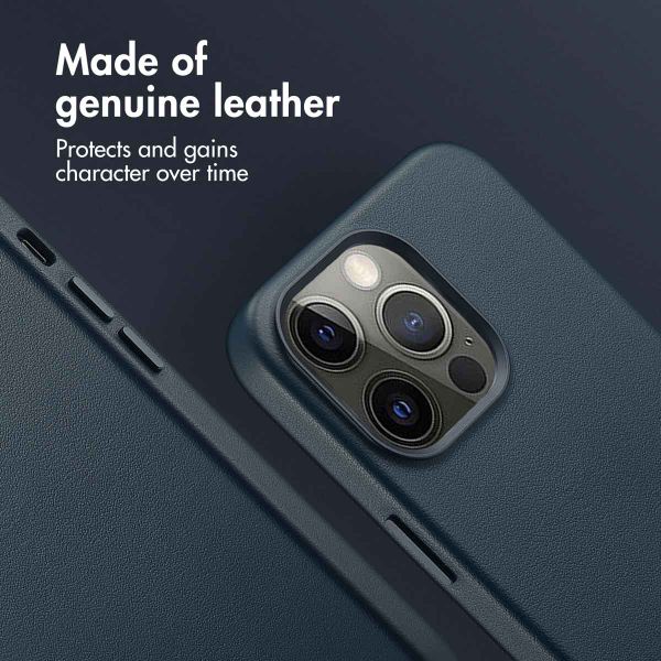 Accezz Leather Back Cover with MagSafe Apple iPhone 13 Pro - Nightfall Blue