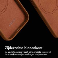 Accezz Vintage Leather Magsafe Backcover Apple iPhone 13 - Tabacco Cognac