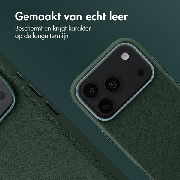 Accezz MagSafe Leather Backcover Apple iPhone 18 Pro / 17 Pro - Cedar Green