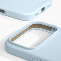 iDeal of Sweden Silicone Case met MagSafe Apple iPhone 18 Pro / 17 Pro - Light Blue