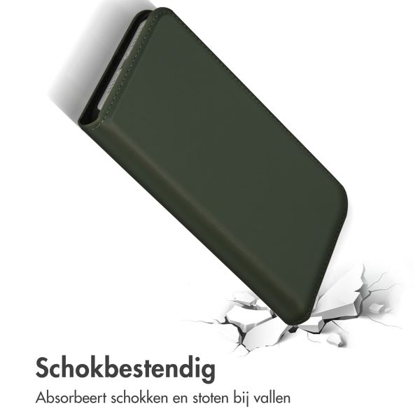 Accezz Premium Leather Slim Bookcase iPhone 14 Plus - Groen