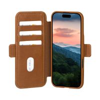 dbramante1928 Copenhagen Bookcase Apple iPhone 17 - Tan