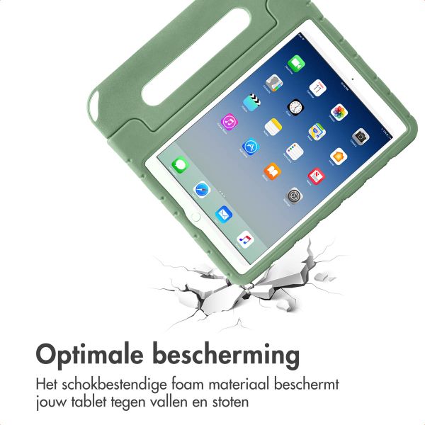 imoshion Kidsproof tablethoes met afneembare dolls Apple iPad 9 (2021) 10.2 inch / iPad 8 (2020) 10.2 inch / iPad 7 (2019) 10.2 inch - Olive Green
