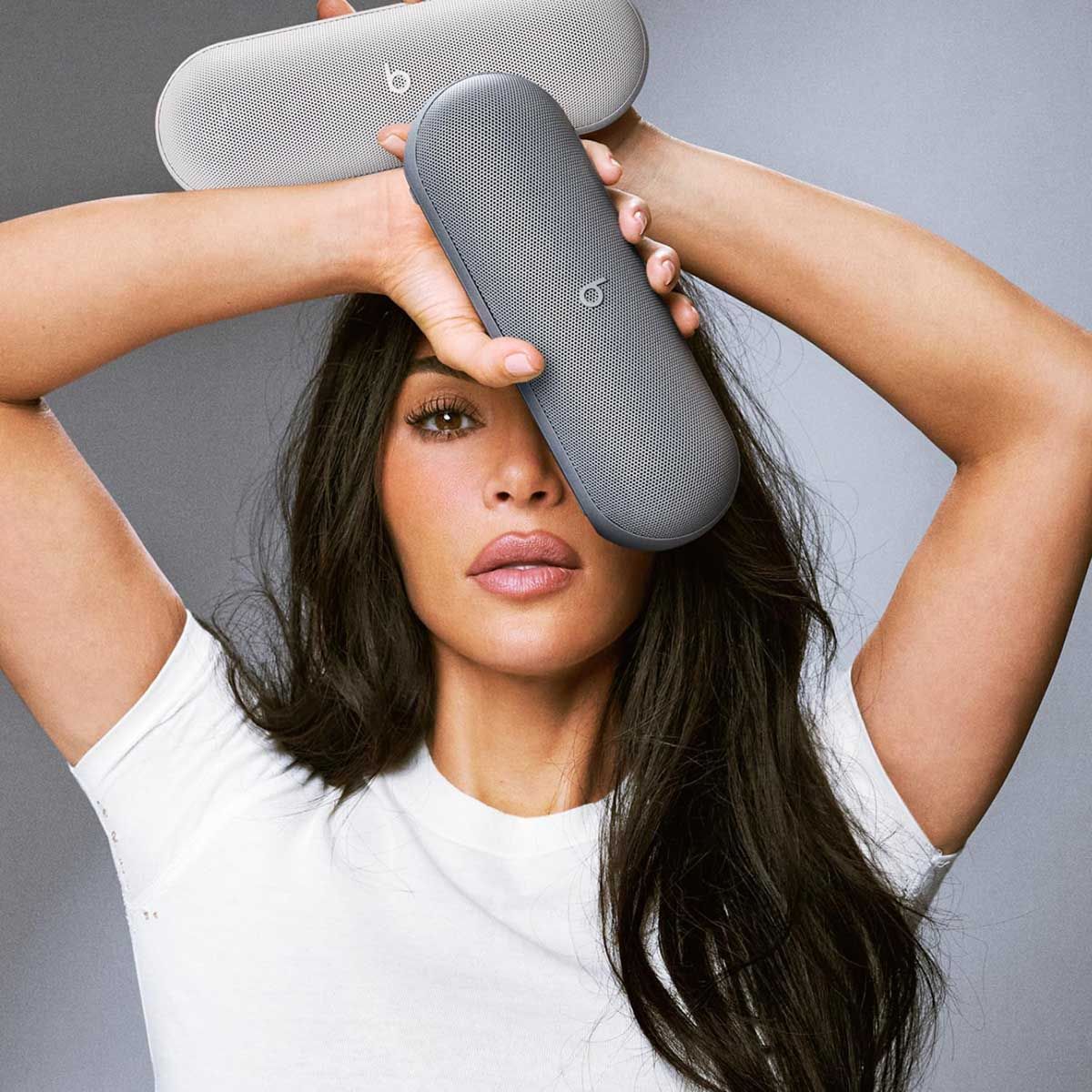 Beats Pill x Kim Kardashian Draadloze Bluetooth Speaker - Light Gray