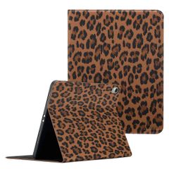 Selencia Sabi Folio Case with Leopard Print Apple iPad Air 11 inch (2026) M4 / (2025) M3 / (2024) M2 / Air 5 (2022) / Air 4 (2020) - Mocha Brown