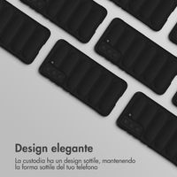 imoshion EasyGrip Backcover Samsung Galaxy S21 FE - Zwart