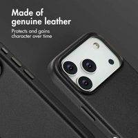 Accezz Leather Back Cover with MagSafe Apple iPhone 17 Pro - Onyx Black