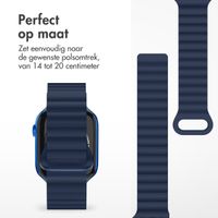 imoshion Magnetisch Siliconen bandje Apple Watch Series 1 t/m 9 / SE (38/40/41 mm) | Series 10 / 11 (42 mm) - Donkerblauw