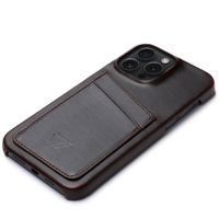 Wachikopa Full Wrap C.C. Backcover met 2 pashouders iPhone 15 Pro - Dark Brown