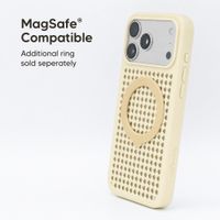 Callbuddy Hoesje met Strap Apple iPhone 17 Pro Max - Sand Glow