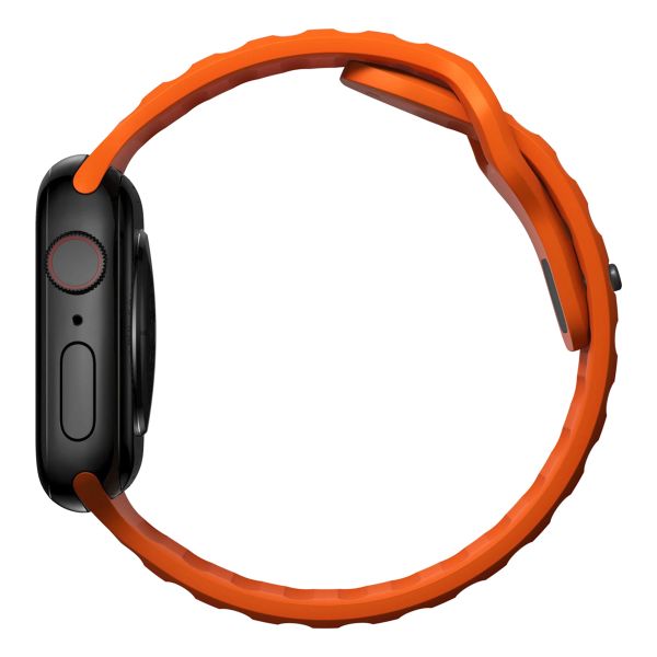 Nomad Sport band FKM Apple Watch Series 1 t/m 9 / SE (38/40/41 mm) | Series 10 / 11 (42 mm) - Ultra Orange