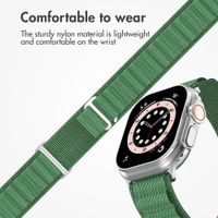 Accezz Nylon Alpine Band Apple Watch | 44/45/46/49 mm - Olive Green